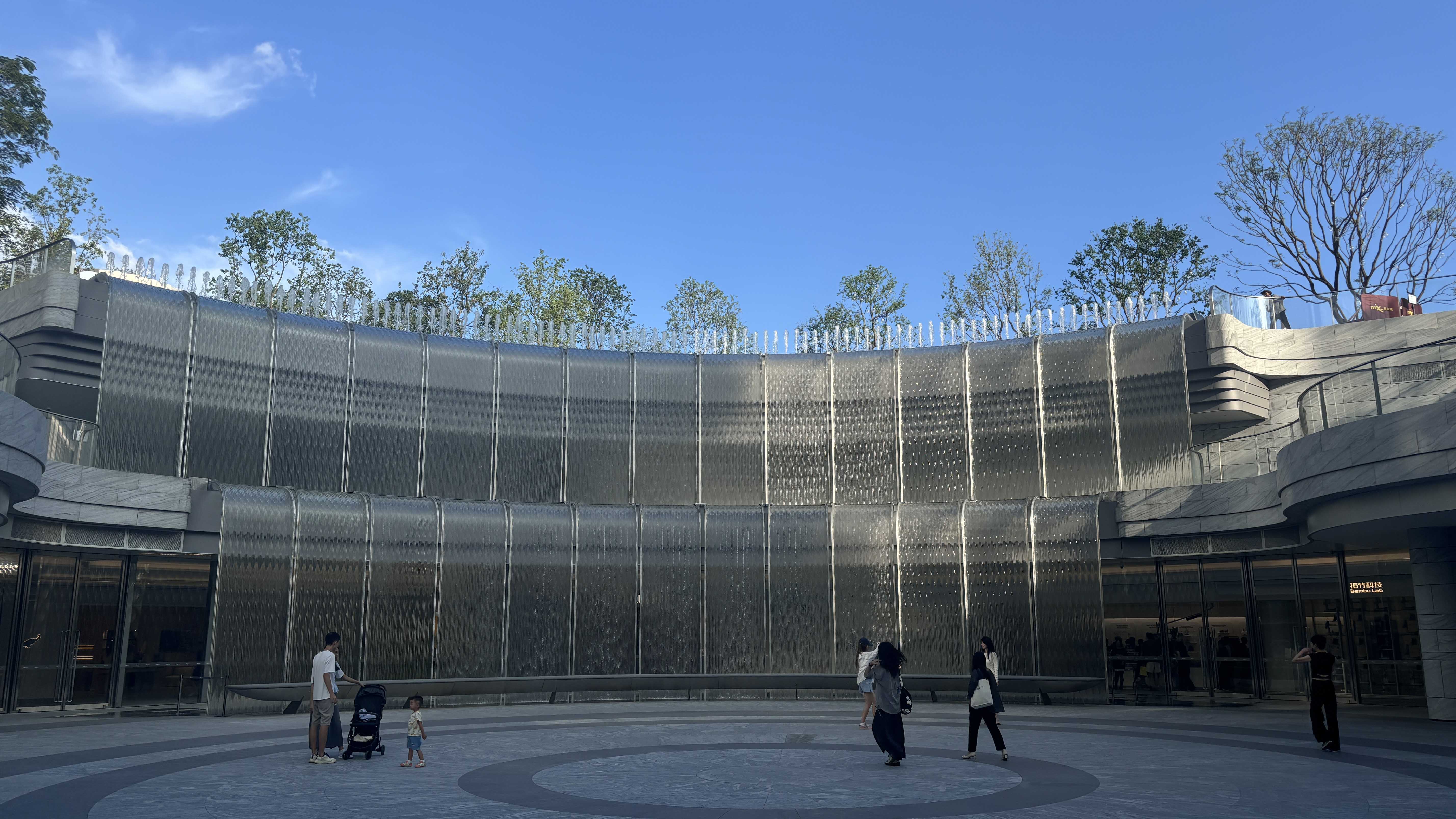 米兰体育变频器：奏响深圳湾万象城音乐喷泉的“水之交响乐”！